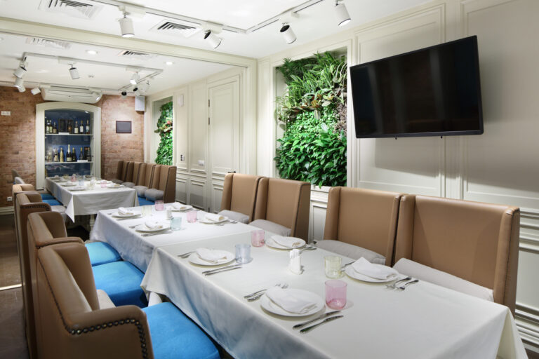 beautiful brand new european restaurant in downtown